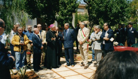 Cerimonia di consacrazione del Giardino della Concordia a  Maria Ss. Regina della Solidarietà